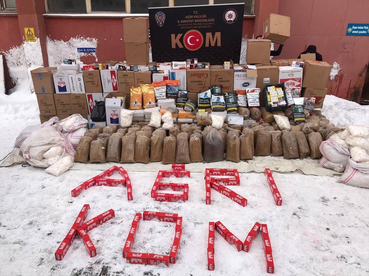 Ağrı polisi, 480 kilo kaçak tütüne el koydu