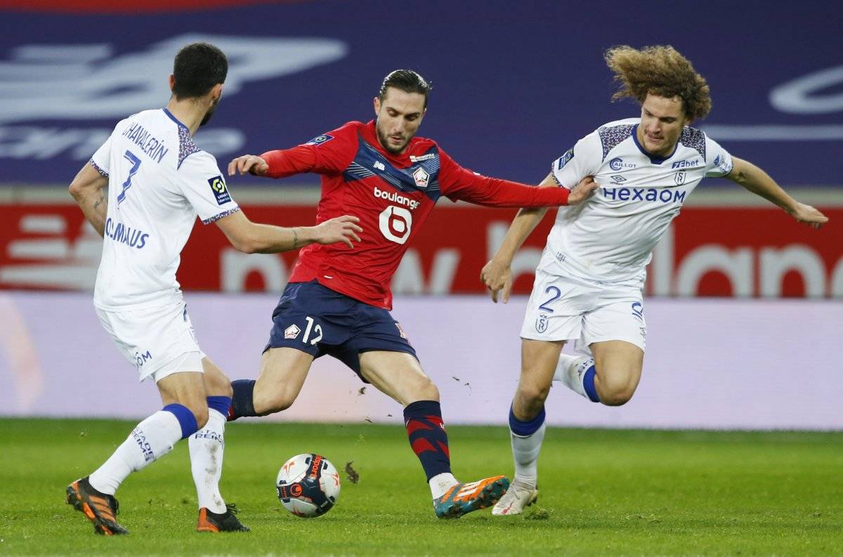 Burak Yılmaz, Lille'de ayın futbolcusu seçildi