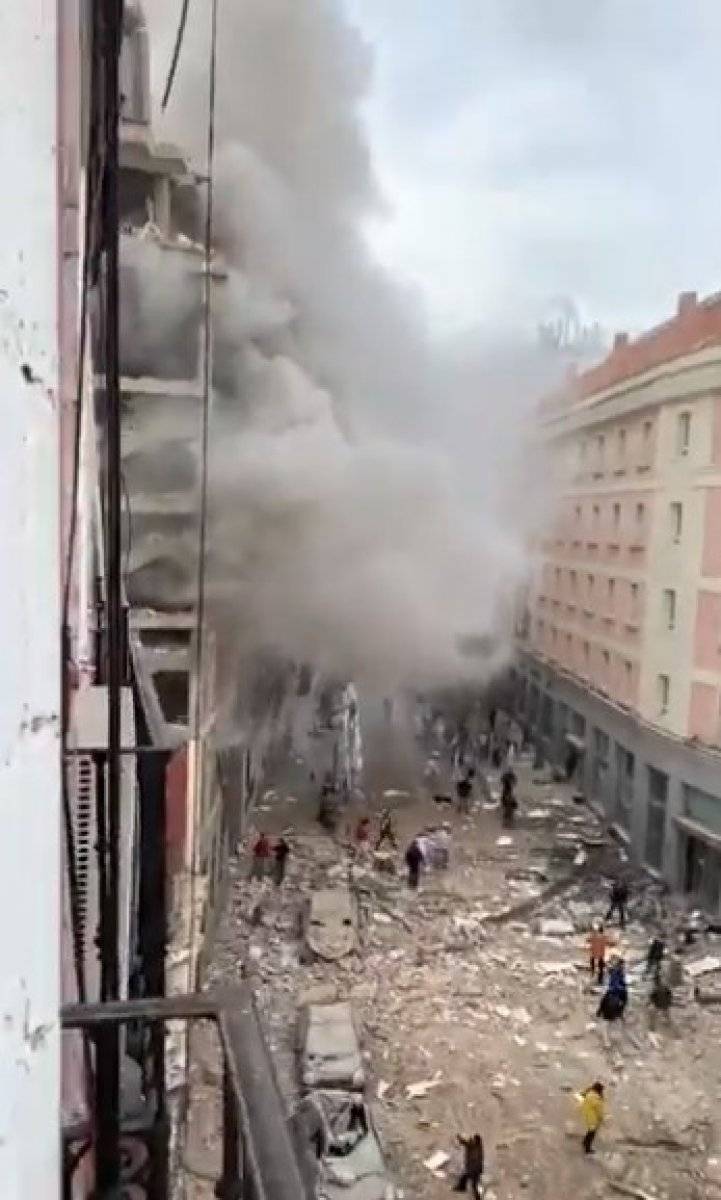 İspanya'da şiddetli patlama