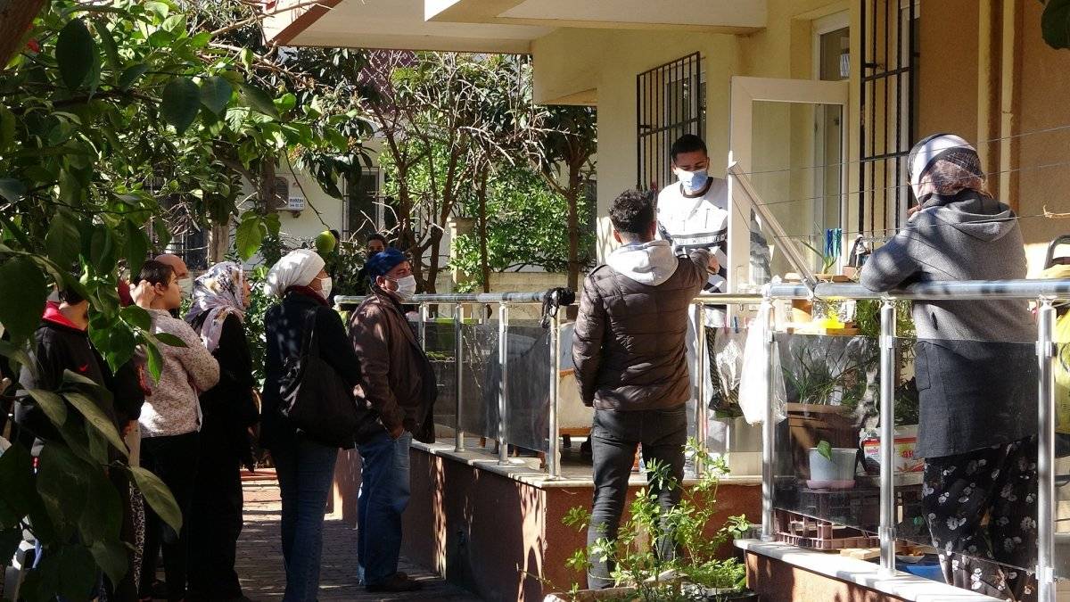 Antalya'da evde ölü bulunan yaşlı kadının öldürüldüğü ortaya çıktı