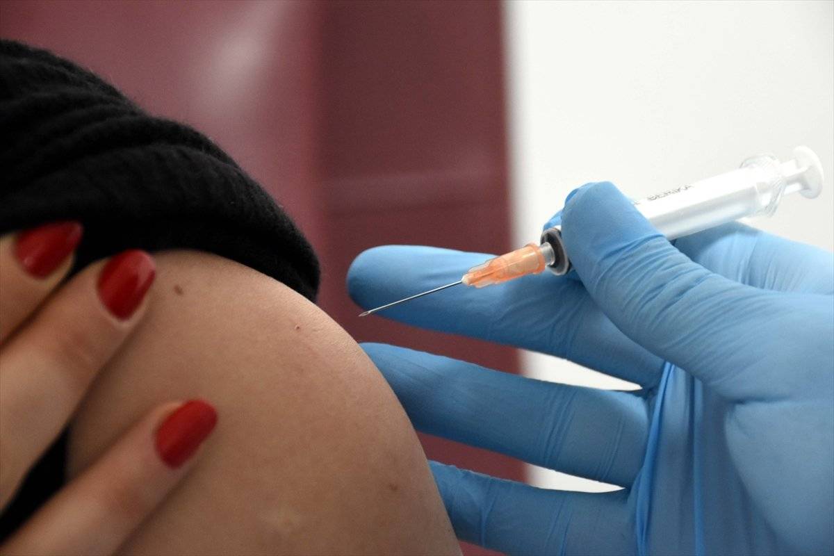 koronavirüs aşısı