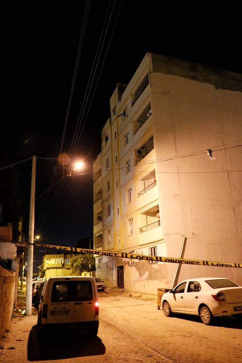 Şanlıurfa'da tüp patlaması sonucu uzman çavuş ve oğlu öldü