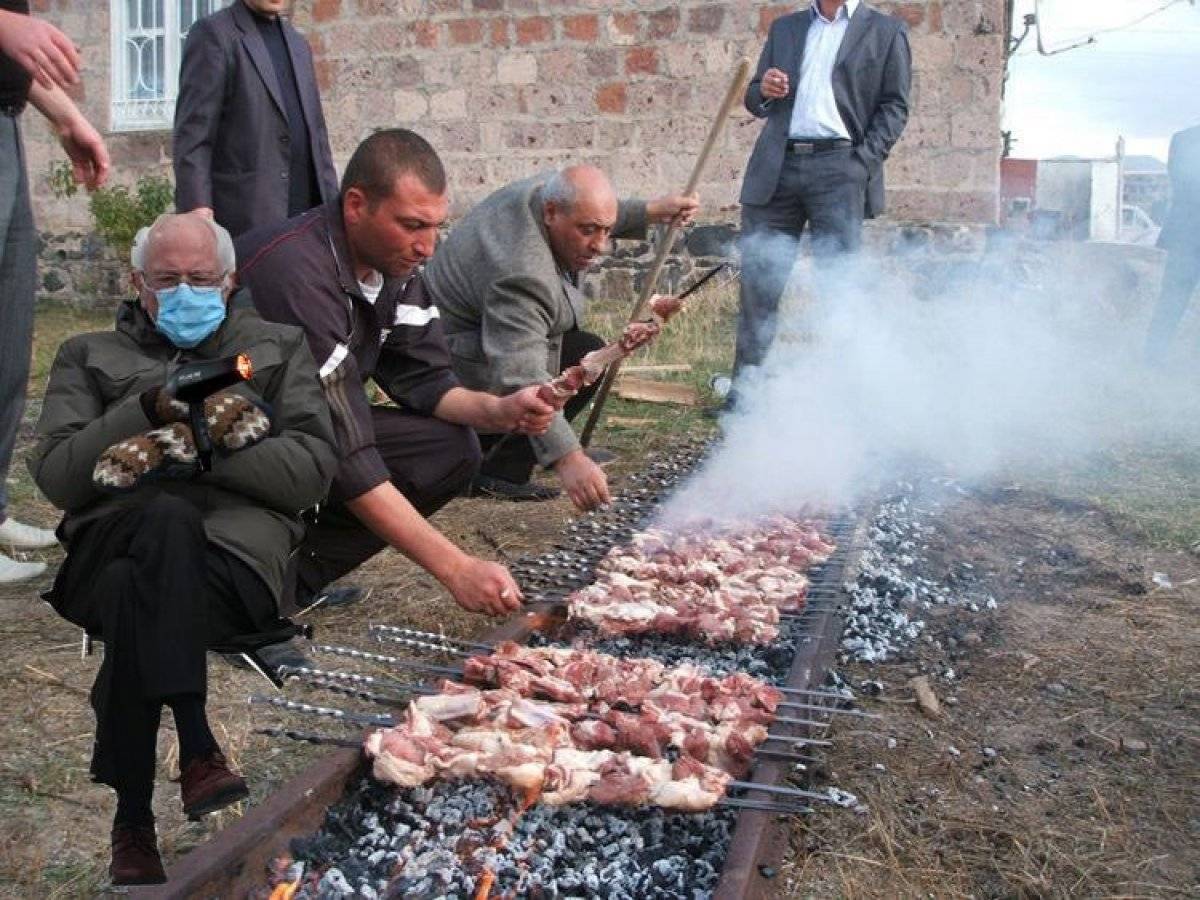 Bernie Sanders'ın yün eldivenleri sosyal medyanın gündeminde