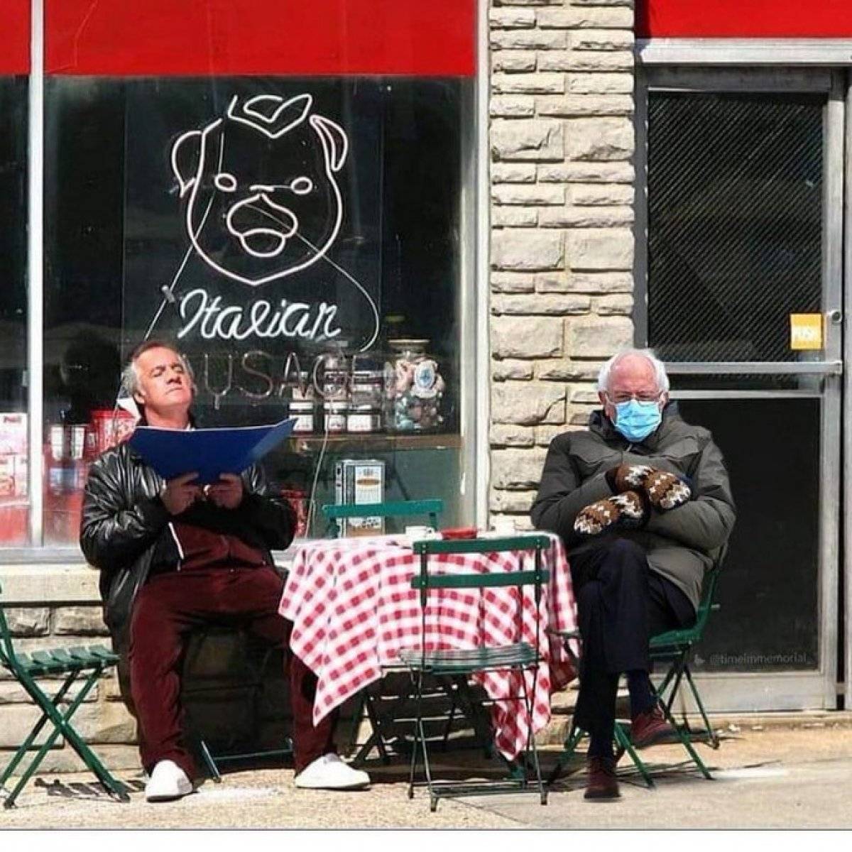 Bernie Sanders'ın yün eldivenleri sosyal medyanın gündeminde