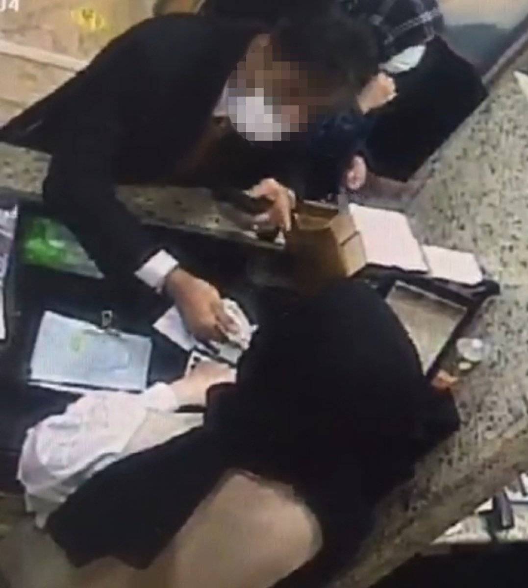 Kocaeli'de döviz bürosundan 3 bin dolar çalan İranlıya gözaltı