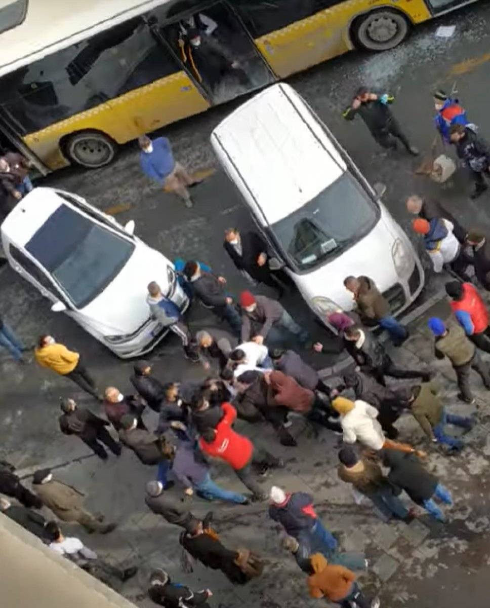 İstanbul'da otobüs şoförüne saldırı