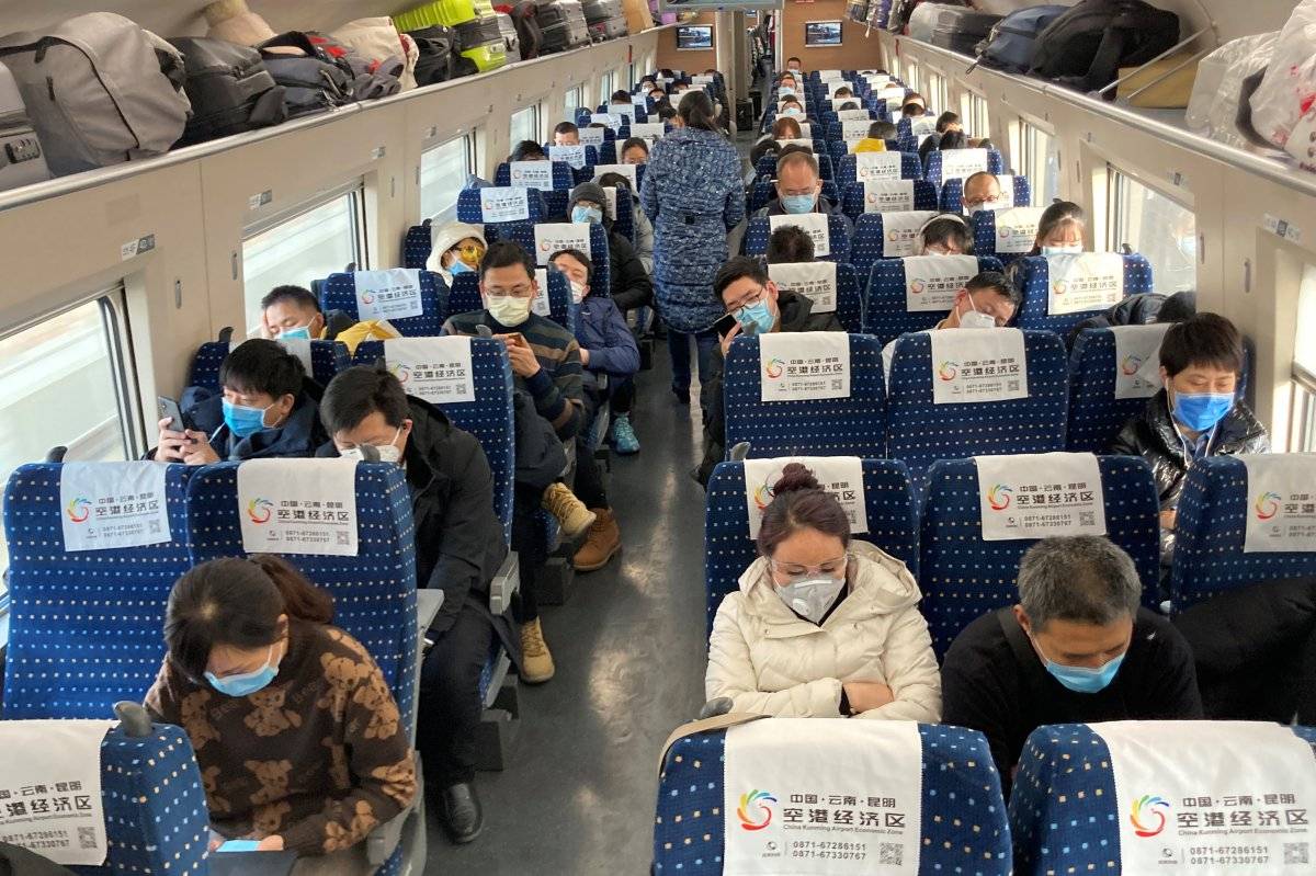 Çin'de şüpheli vakaların ardından iki hastane karantinaya alındı