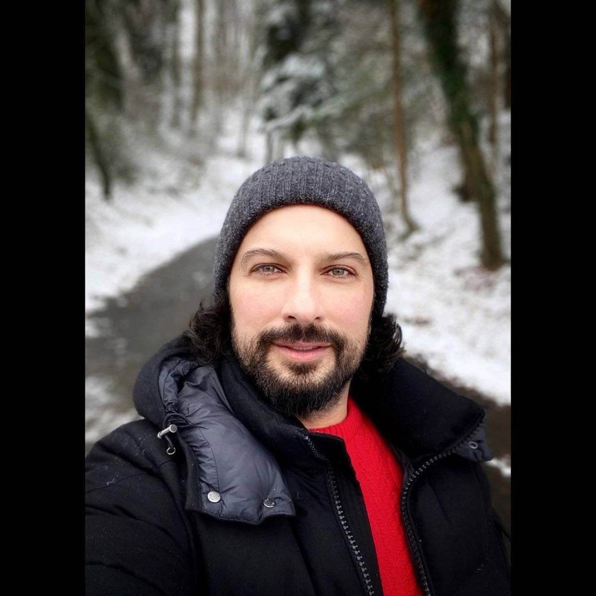 Tarkan, karda eğlendiği anları paylaştı