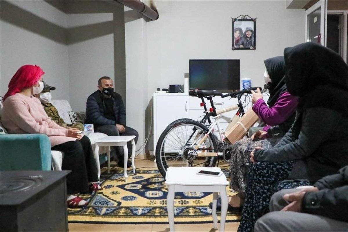 Ordu Valisi Sonel, mektup yazdığı yetim çocukların isteklerini yerine getirdi