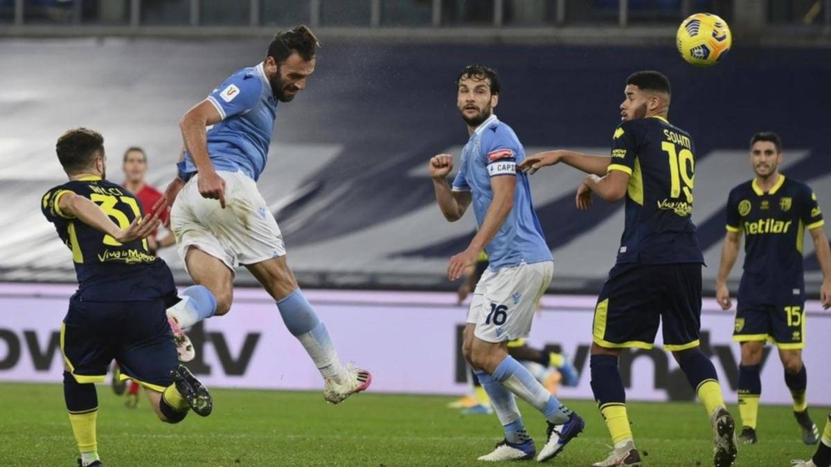 Vedat Muriç'in Parma'ya attığı gol kaleciye yazıldı