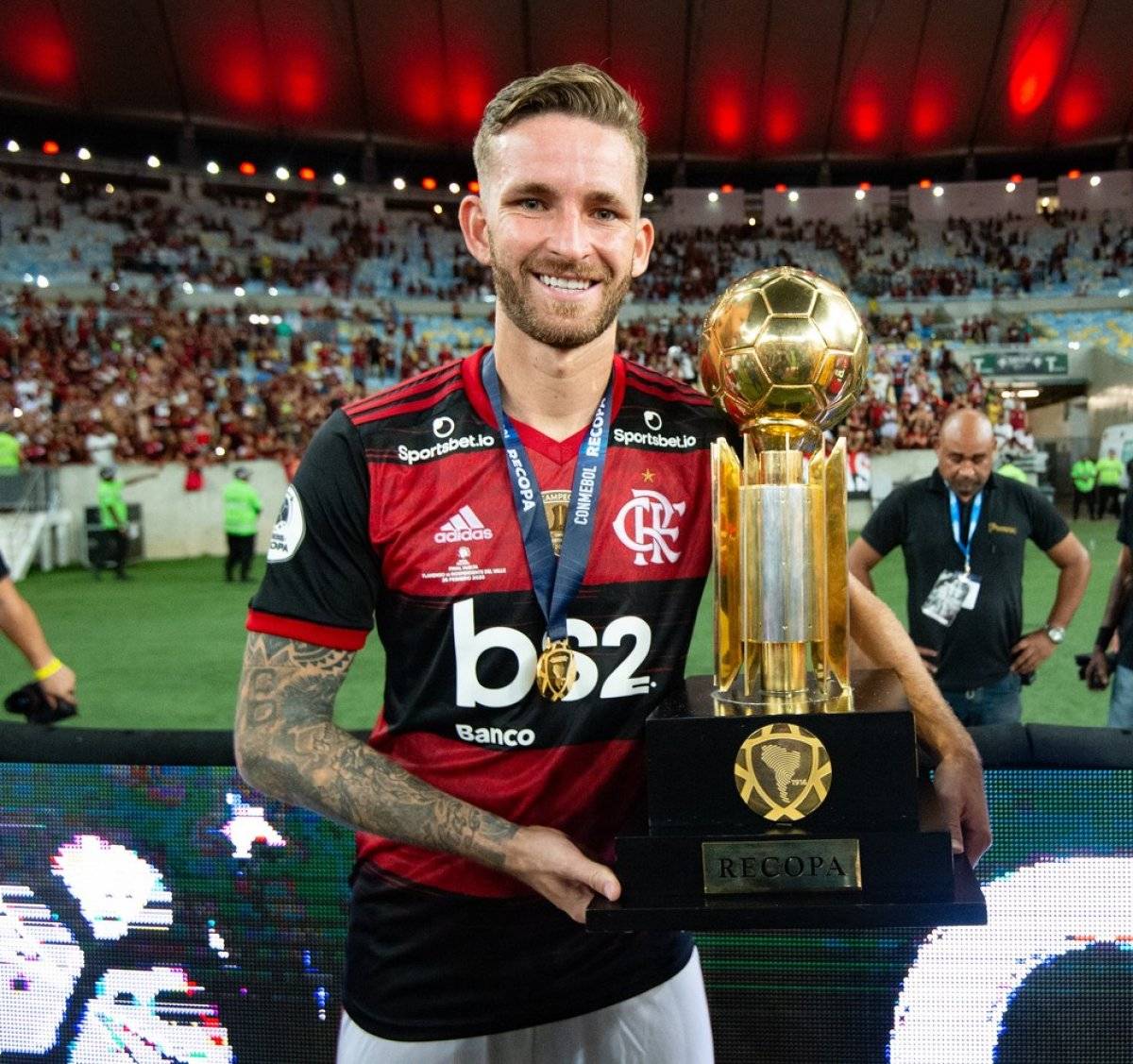 Leo Pereira ve Hulk transferlerinde son durum