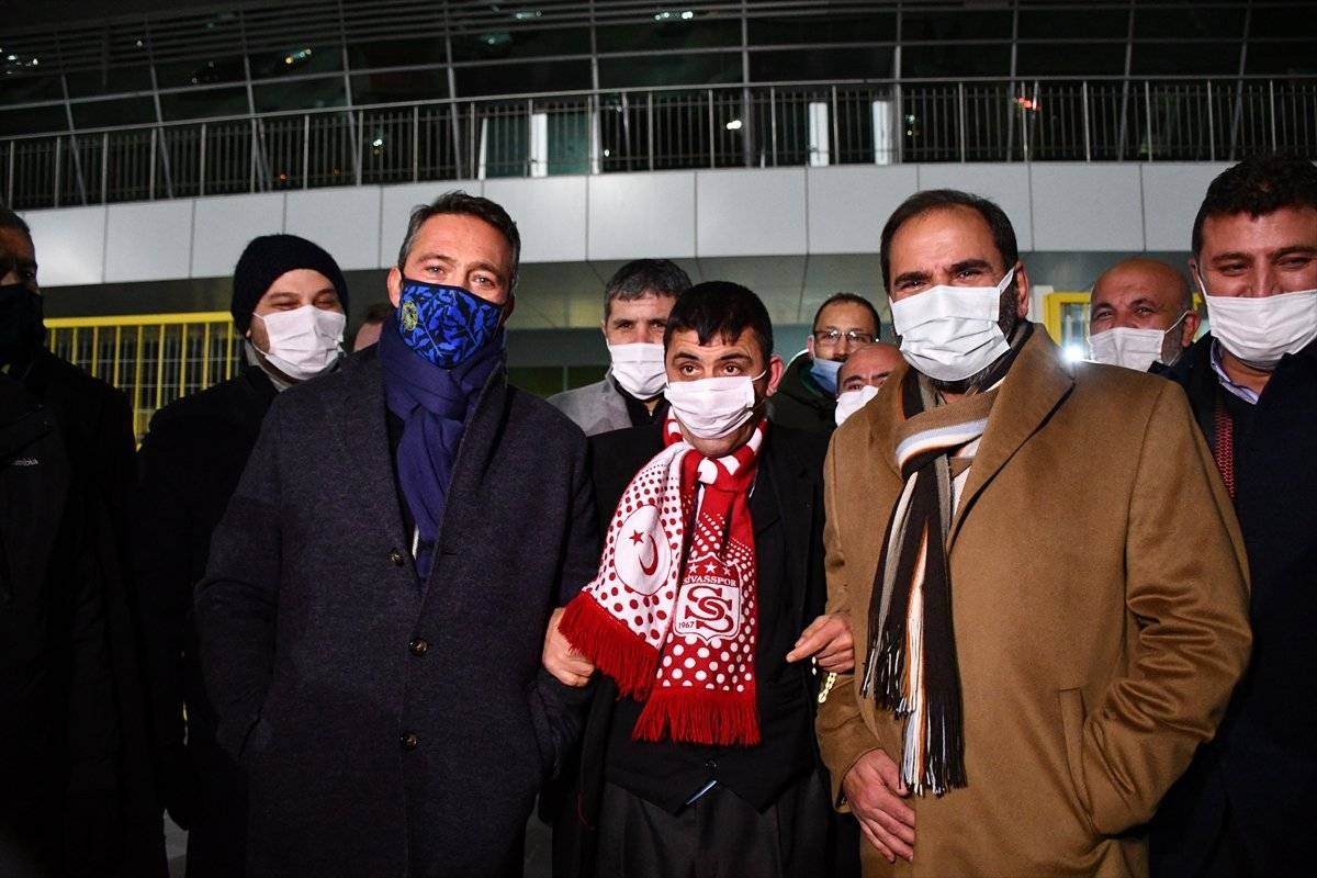 Ali Koç: Takımdan ayrılacak da olacak gelecek de