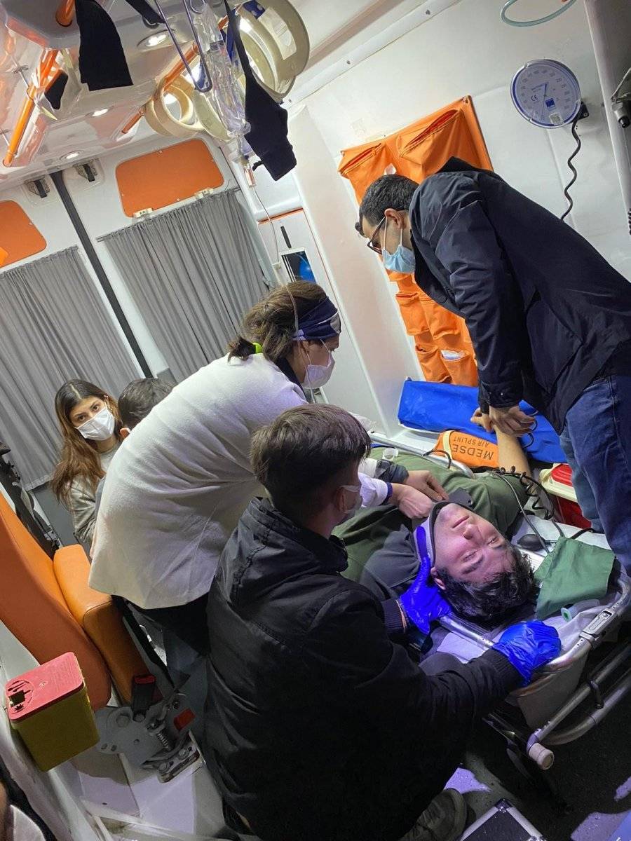 İstanbul'da makas atma kazası kamerada