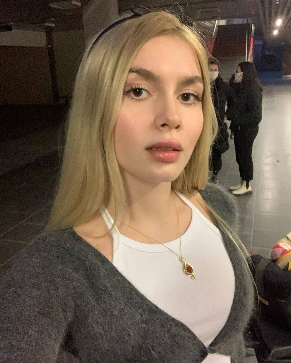 Aleyna Tilki’den dans şov