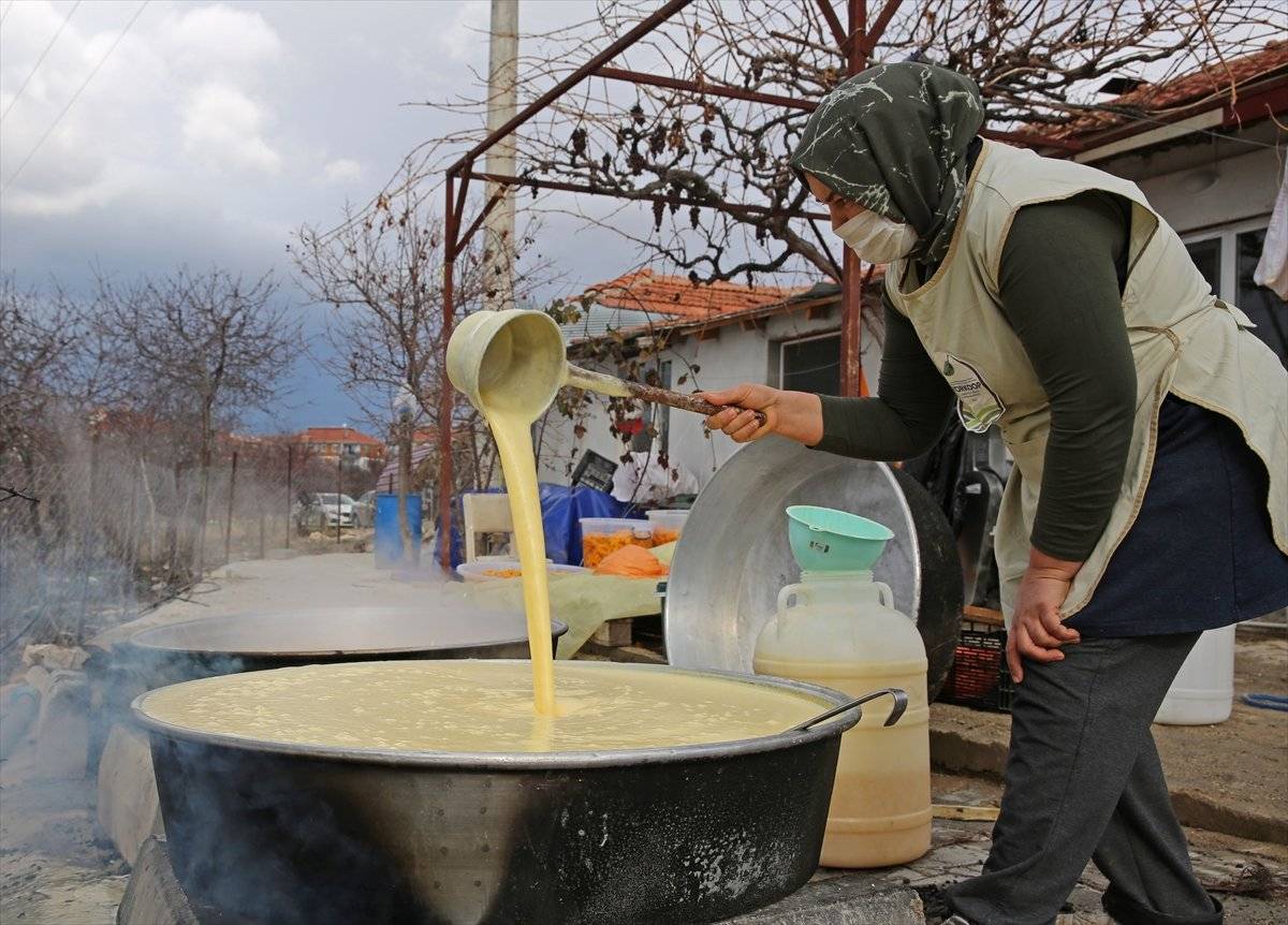 Turunçlar ekonomiye kazandırılıyor