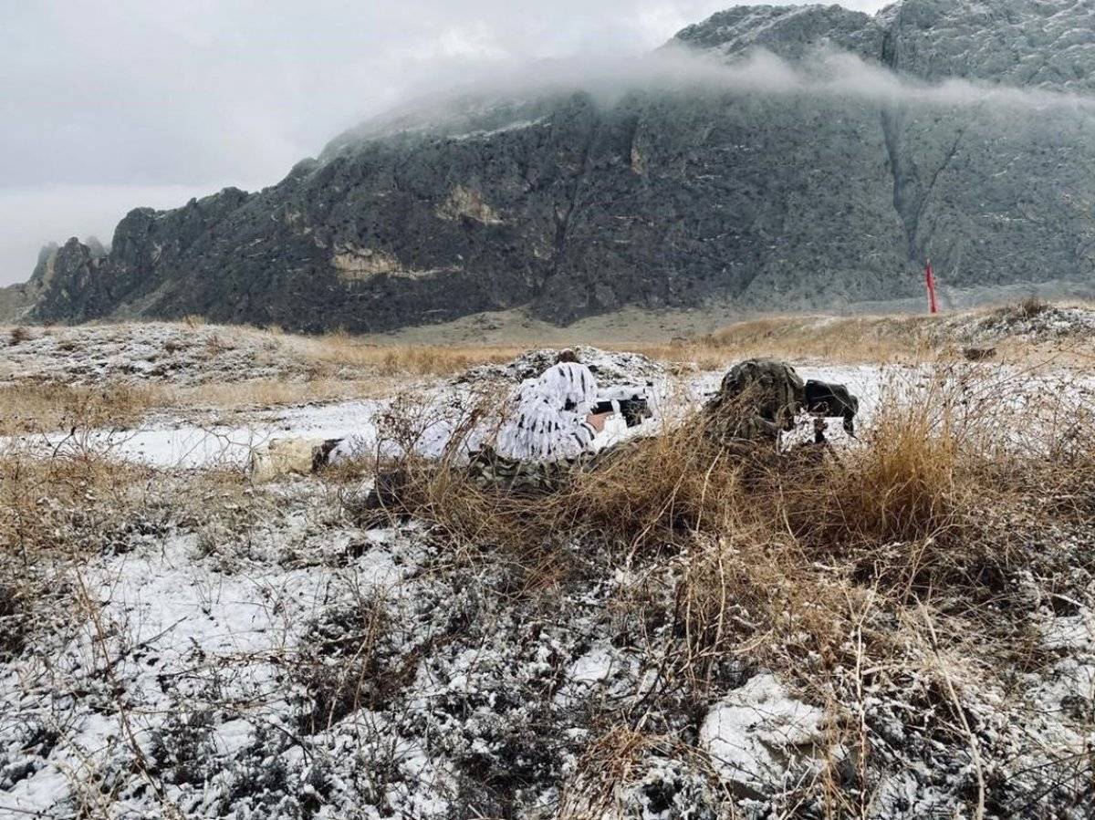 Mehmetçik'in keskin nişancı eğitiminden kareler