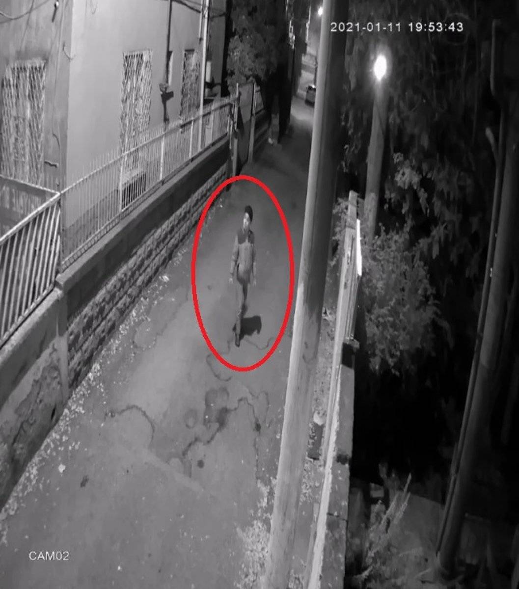 Adana'da hırsız, çaldığı güvenlik kamerasına yakalandı