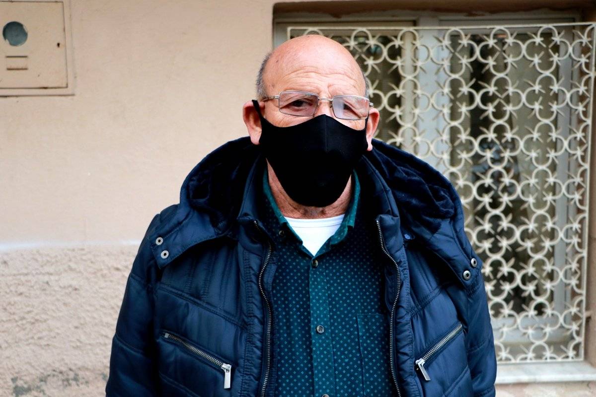 Adana'da hırsız, çaldığı güvenlik kamerasına yakalandı