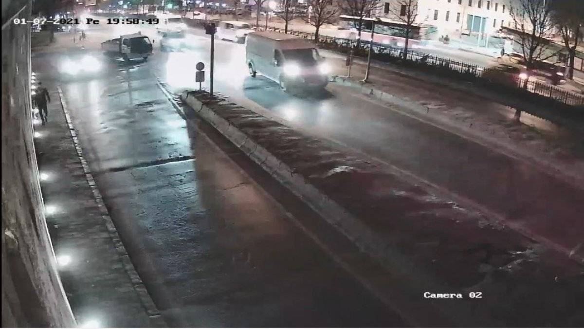 İstanbul'da makas atma kazası kamerada