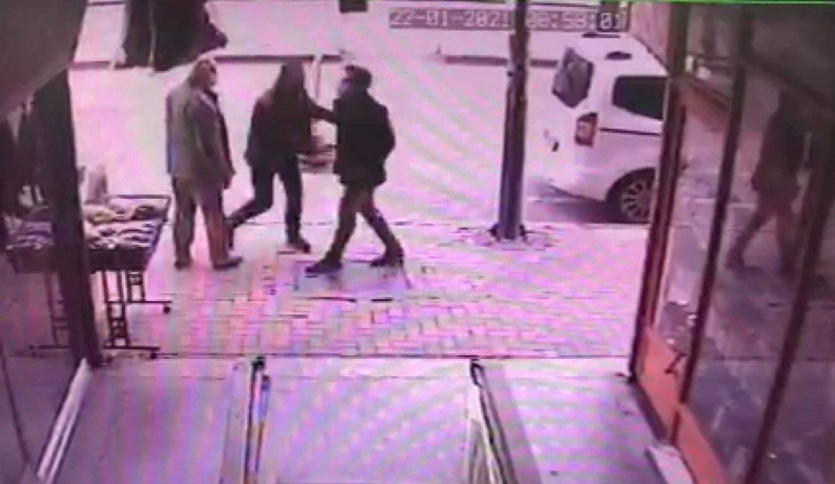 Isparta'da tartıştığı esnafa kafa attı