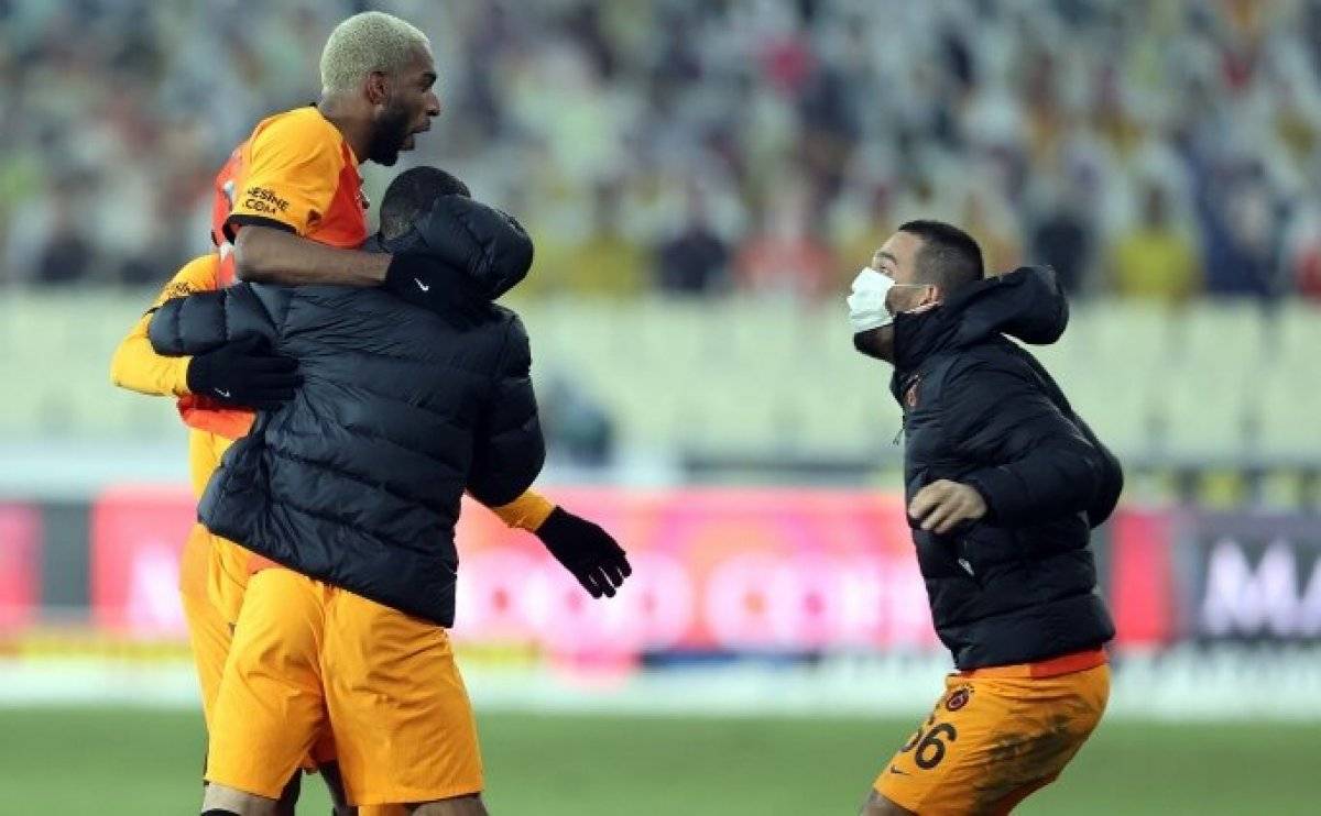 Ryan Babel: Geri döndüm