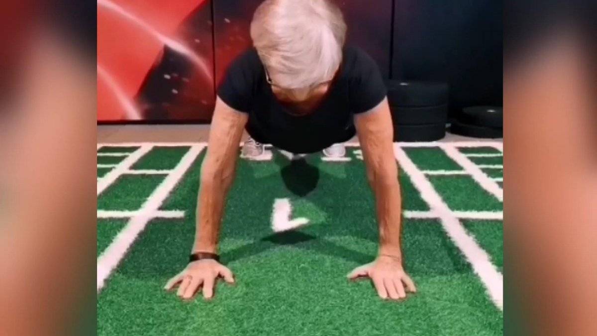 ABD'nin en fit büyükannesi 81 yaşında