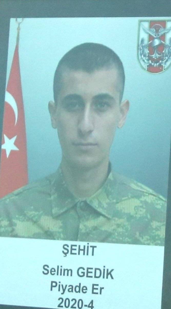 Hakkari'de şehit düşen Gedik’in naaşı Sakarya’ya getirildi