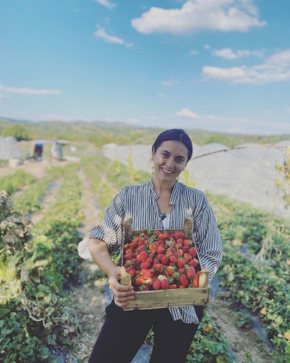 Aslıhan Gürbüz, çiftçilik belgesi aldı