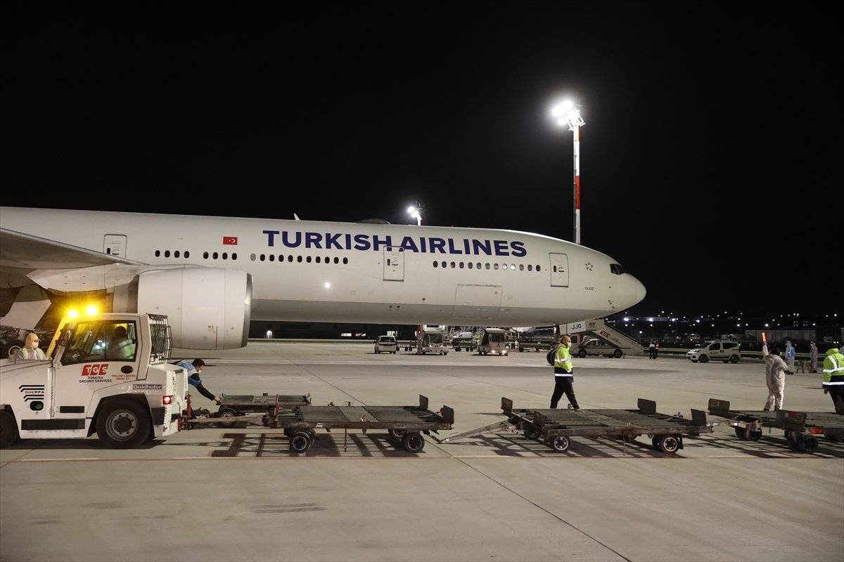 İkinci parti korona aşıları İstanbul'a geldi