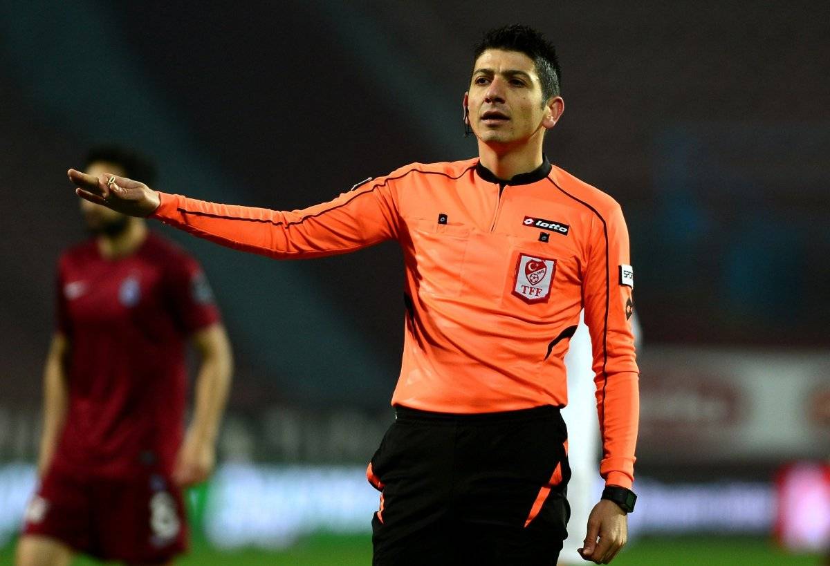 Süper Kupa finalini Yaşar Kemal Uğurlu yönetecek