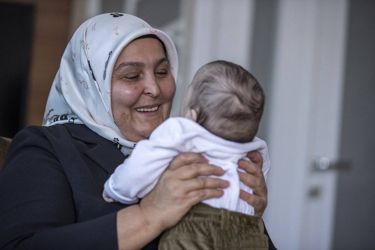 Milletvekili Habibe Öçal, 3 aylık bebeğe koruyucu annelik yapacak