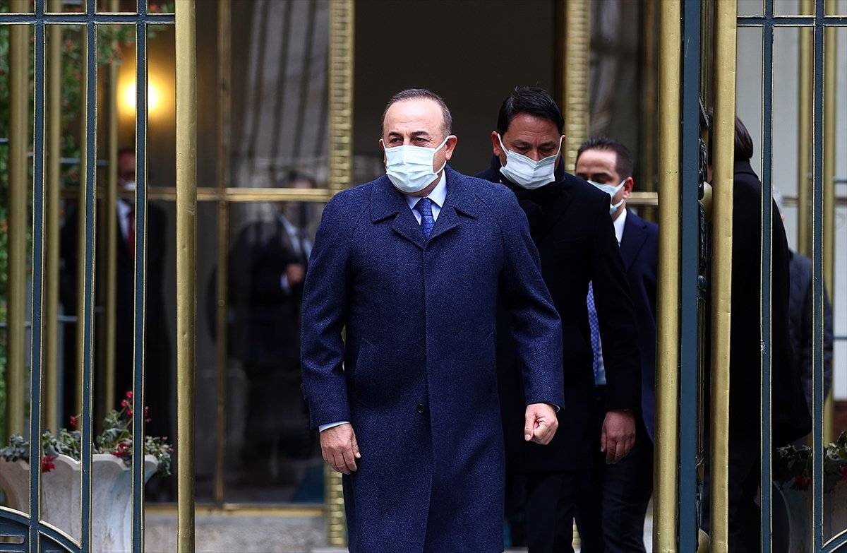 Mevlüt Çavuşoğlu: Korsanlardan henüz bir haber gelmedi