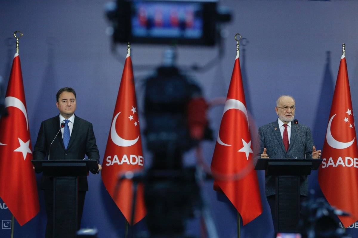 Ali Babacan'dan Temel Karamollaoğlu'na ziyaret