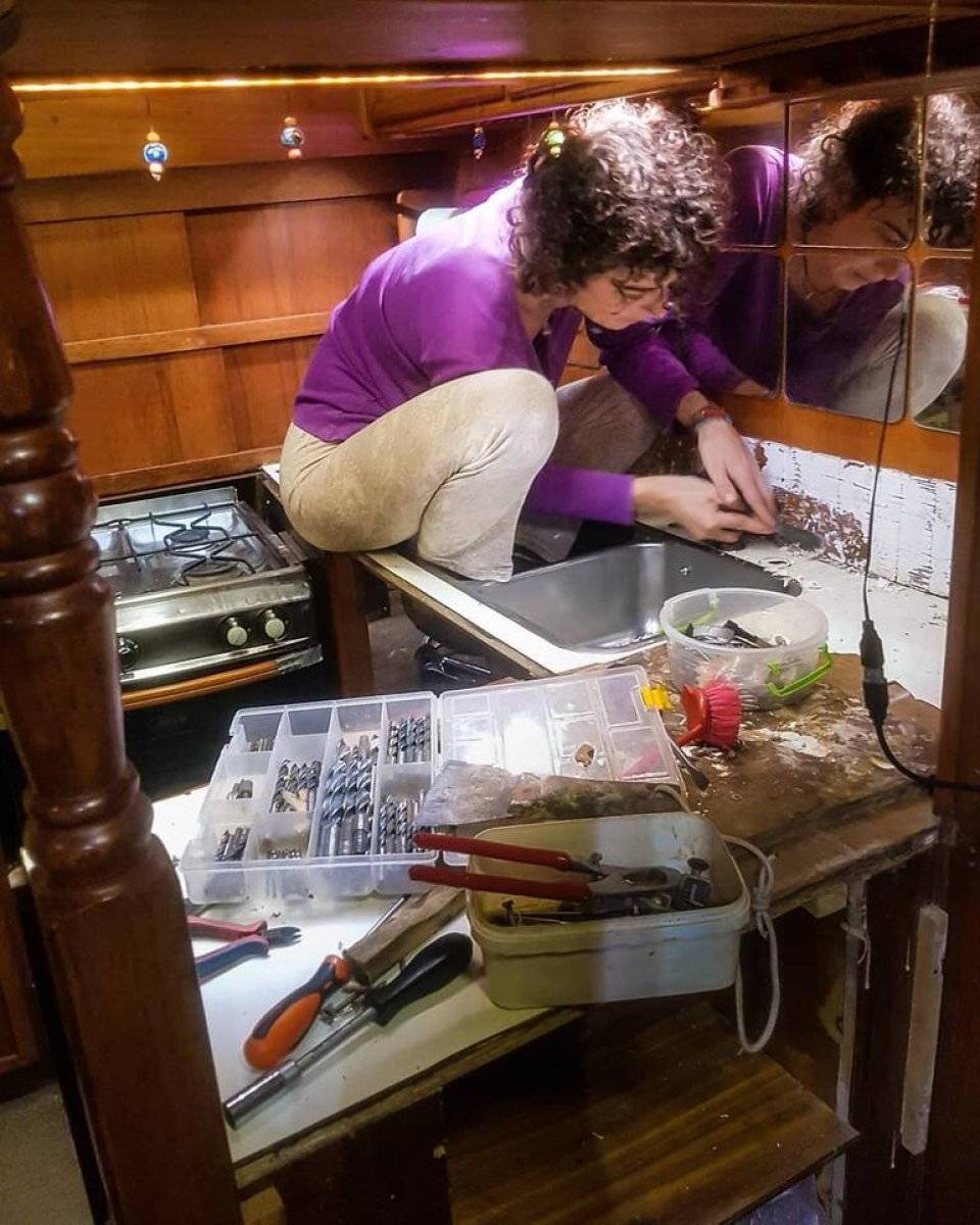 Yeşim Büber: 11 yıldır teknede yaşıyoruz