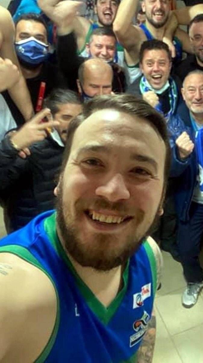 Çorlu’da basketbol takım kaptanı lojmandaki odasında ölü bulundu