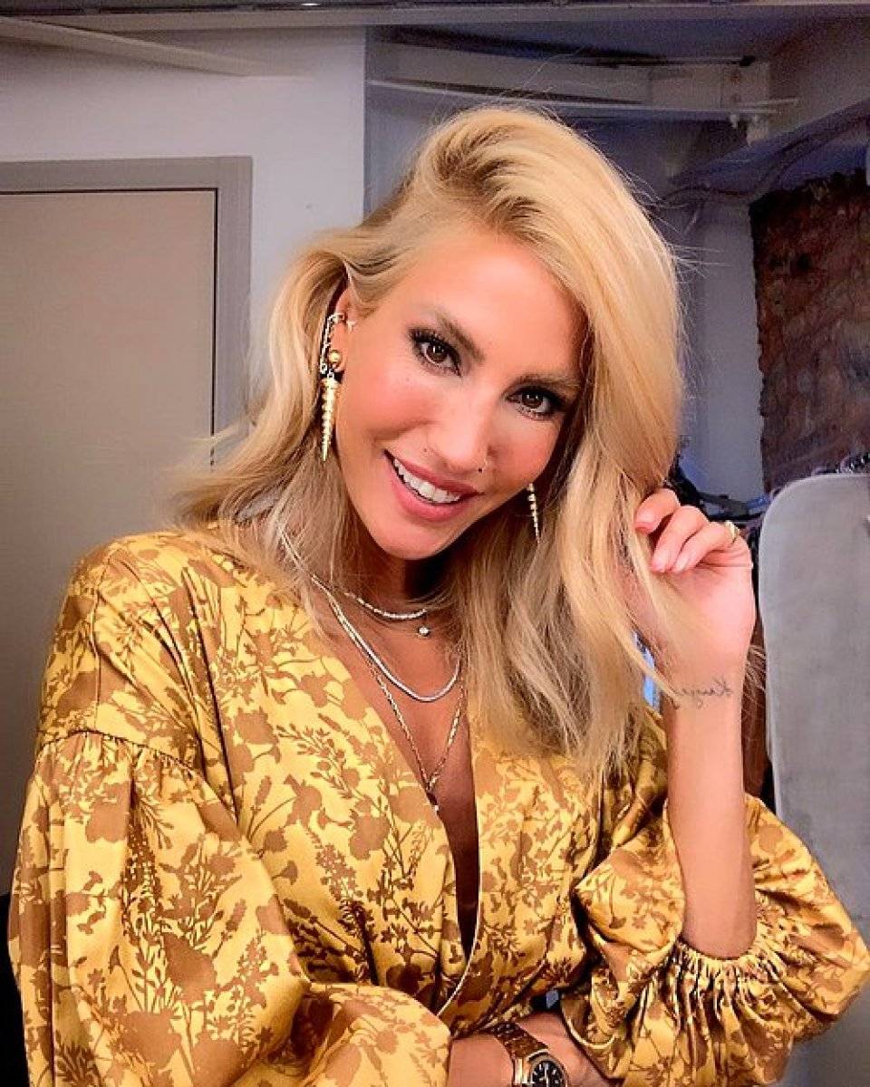 Arto, Çağla Şıkel'e 10 bin TL ödeyecek