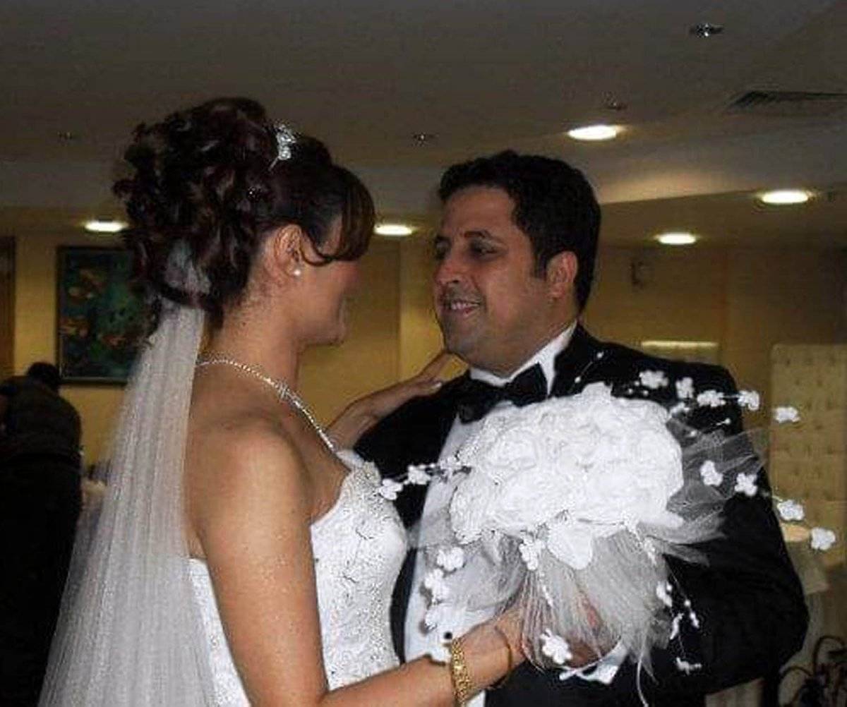 Erzincan'da polis ve öğretmen çift evlerinde ölü bulundu