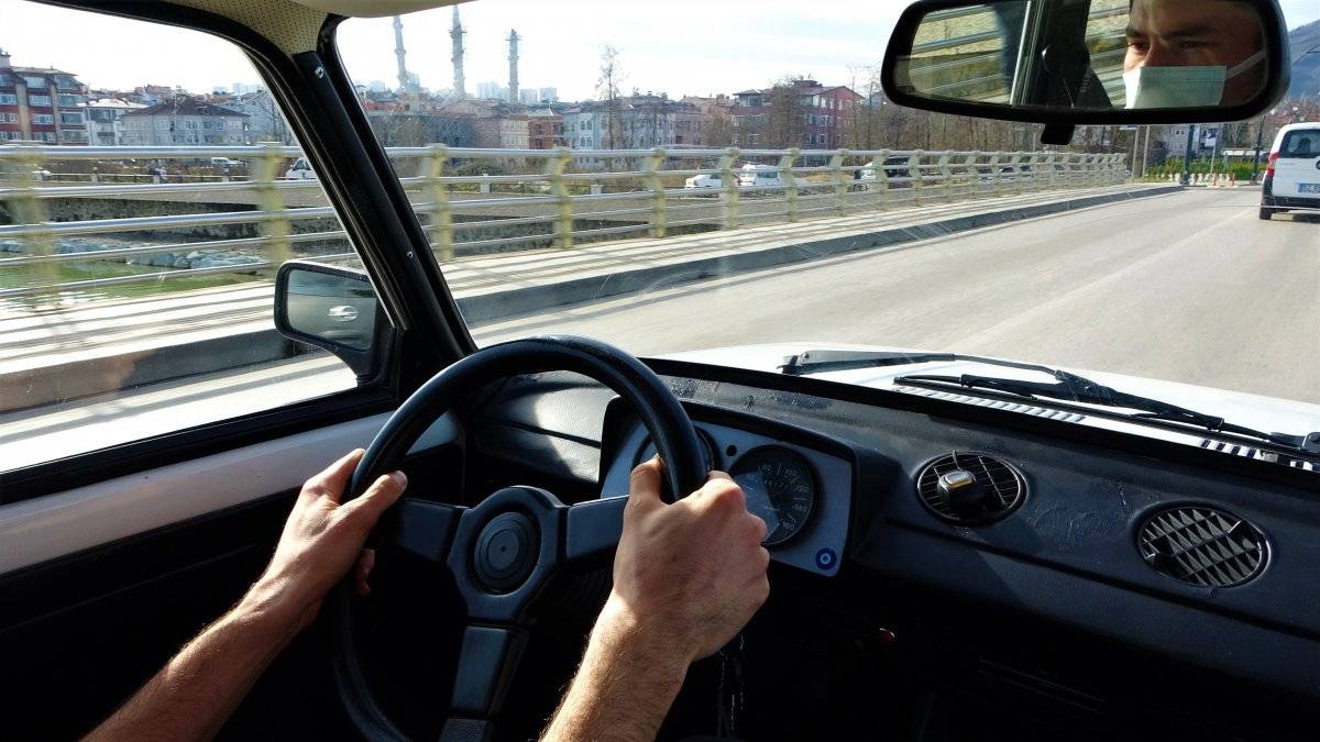 Hurda otomobili trafiğe çıkardılar