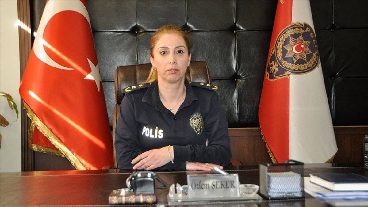 Özlem Şeker, şehit babası gibi polisliği seçip Çukurova'ya emniyet müdürü oldu