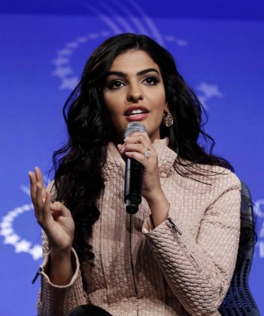 Fahriye Evcen, en güzel 10 Müslüman kadını listesinde