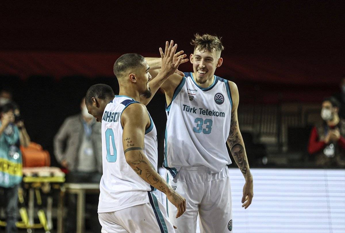 Türk Telekom, FIBA Şampiyonlar Ligi'nde son maçını kazandı