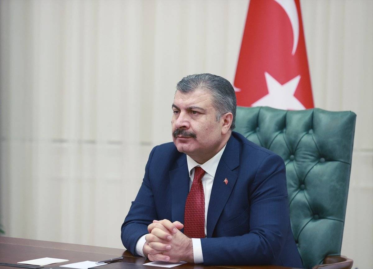 Fahrettin Koca: Vaka sayılarında yüzde 80'e varan düşüş görüldü