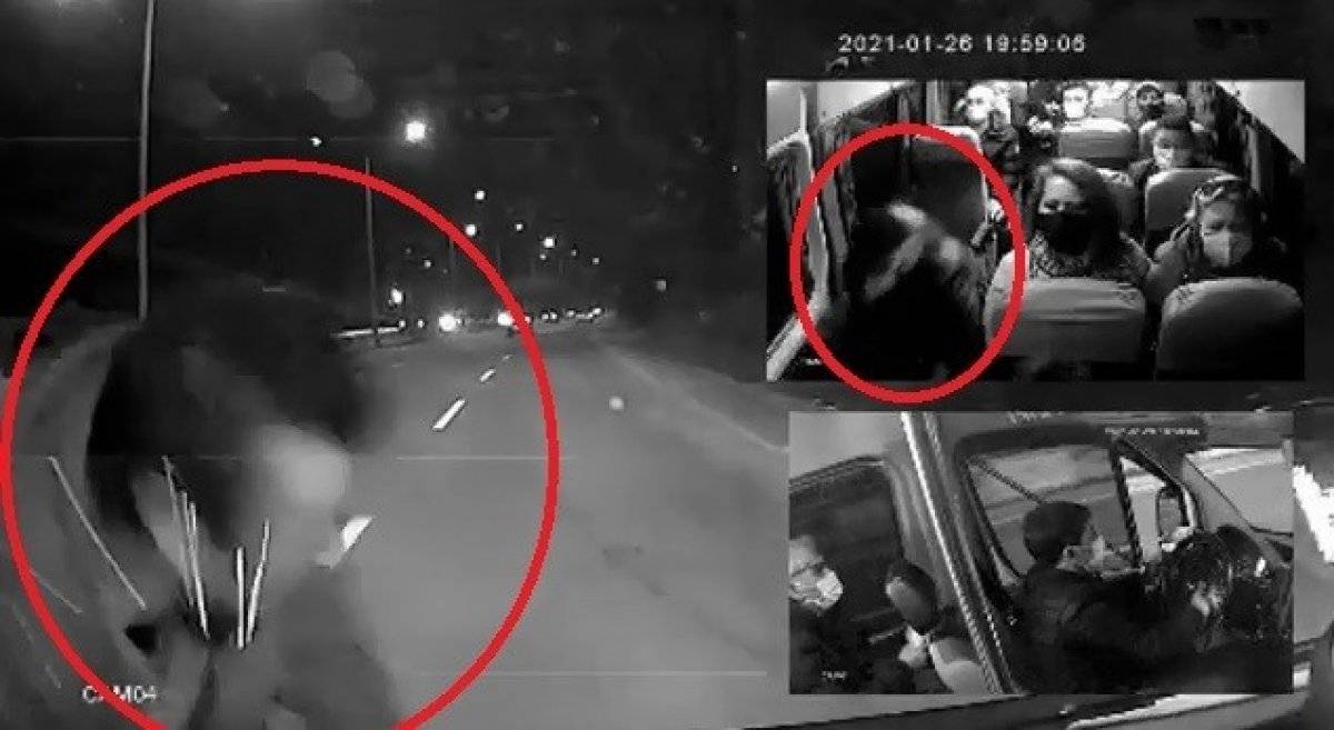 Bursa'da üst geçidi kullanmayan yayaya minibüs çarptı