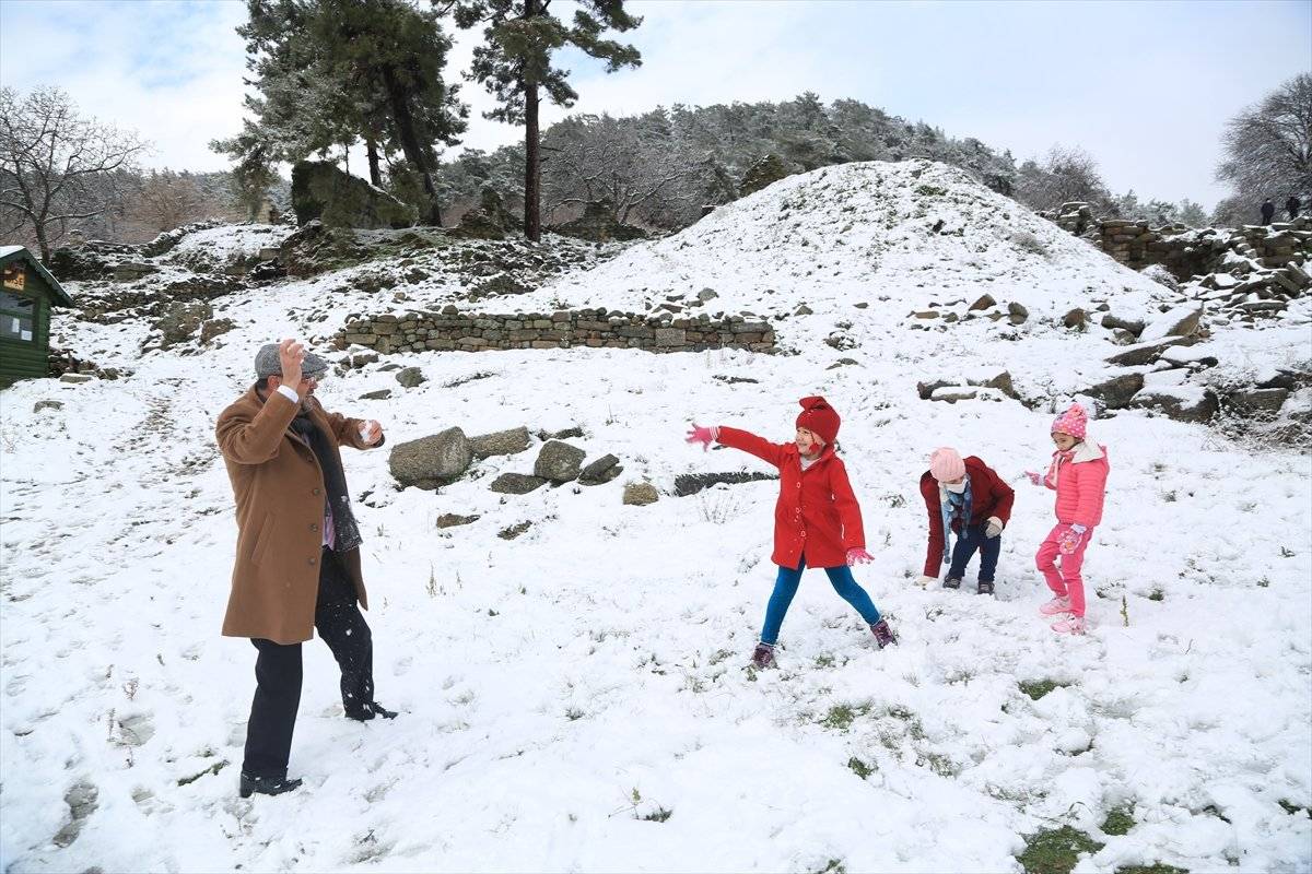 Bodrum ve Milas beyaza büründü