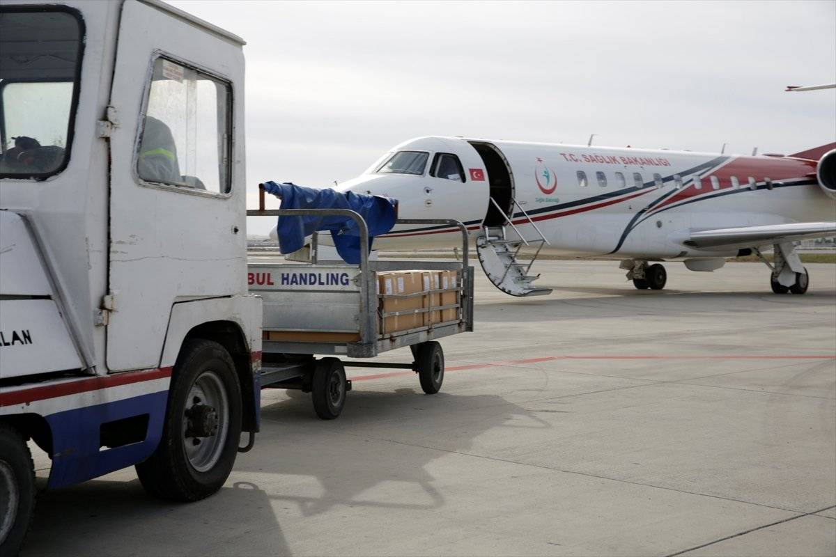 Türkiye, KKTC'ye 20 bin doz daha korona aşısı gönderdi