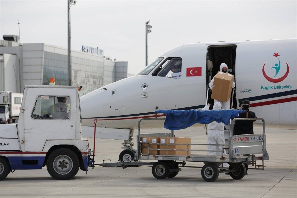 Türkiye, KKTC'ye 20 bin doz daha korona aşısı gönderdi