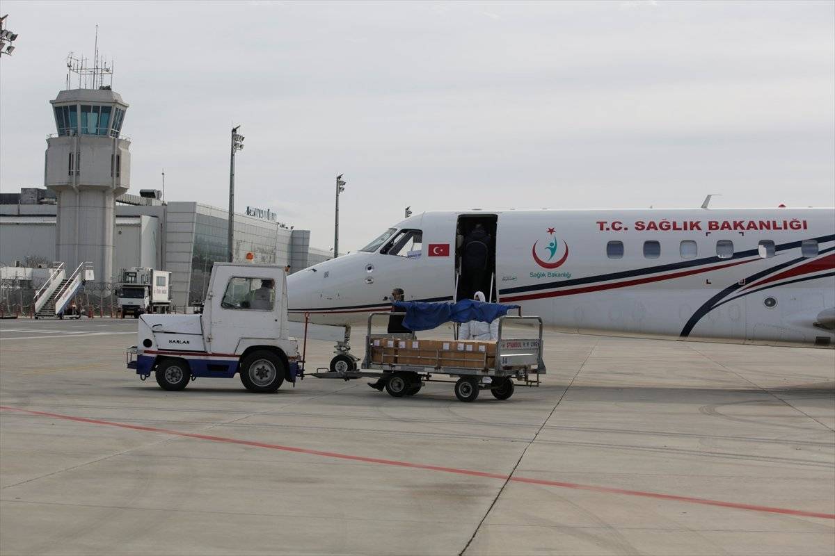 Türkiye, KKTC'ye 20 bin doz daha korona aşısı gönderdi