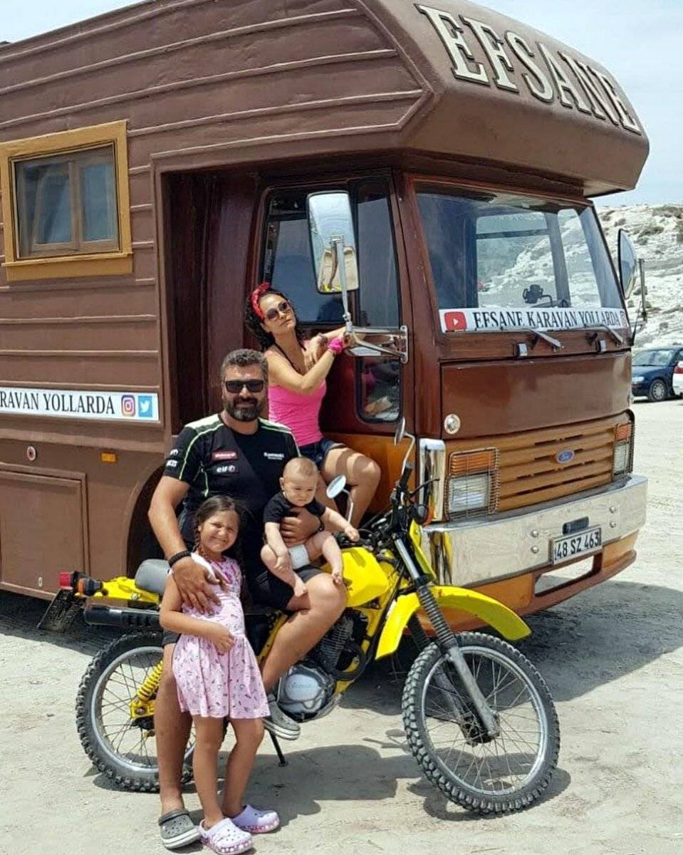 İstanbul'da evlerine hırsız giren çift, karavana taşındı