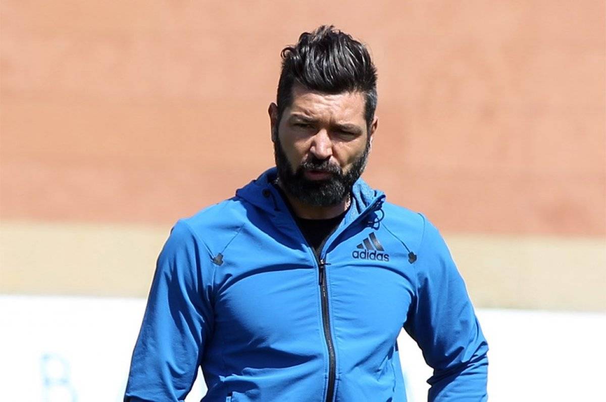 Denizlispor, Hakan Kutlu ile anlaştı