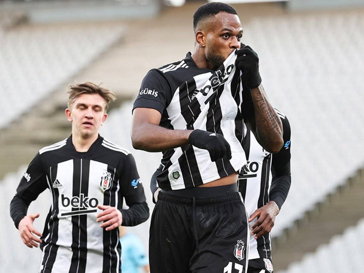 St. Etienne'in hedefi Cyle Larin